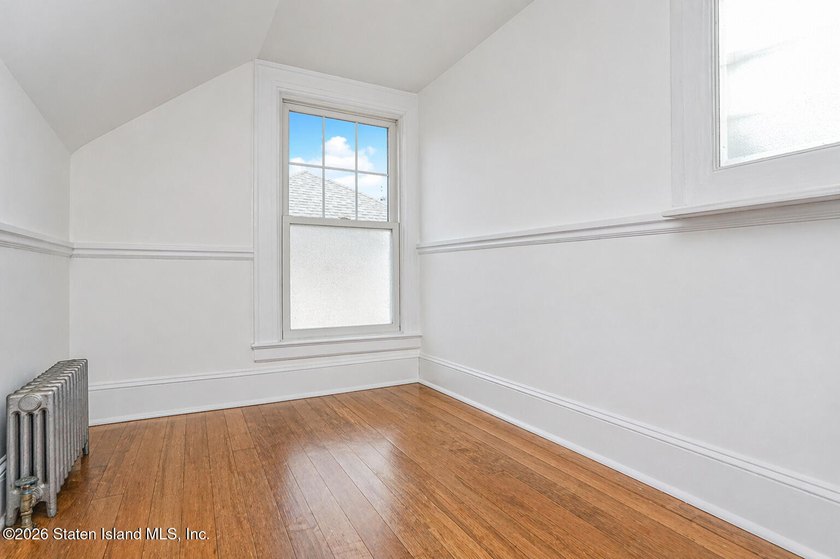 Come and see this magnificent one family detached home in the - photo 27
