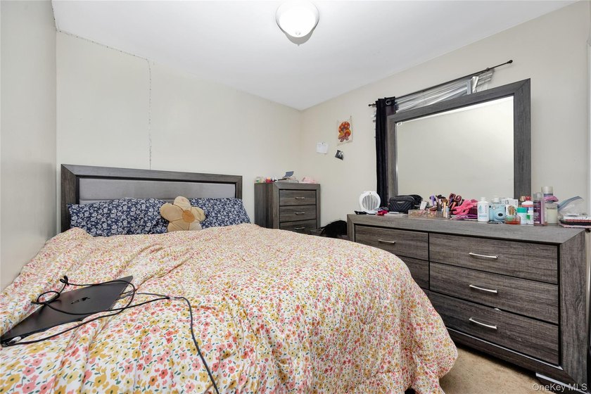Charming Colonial - Your Forever Home! Lovely Colonial with an - photo 15