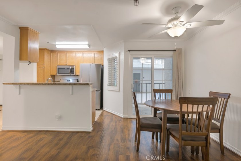 Welcome to this beautifully maintained first-floor condominium - photo 21