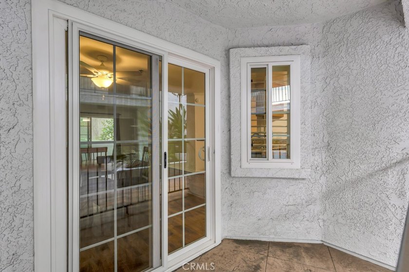 Welcome to this beautifully maintained first-floor condominium - photo 30