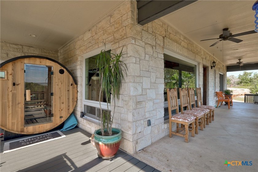 WELCOME TO A MOVE-IN-READY MASTERPIECE IN THE HEART OF THE TEXAS - photo 30