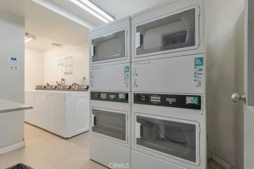 Welcome to this beautifully maintained first-floor condominium - photo 37
