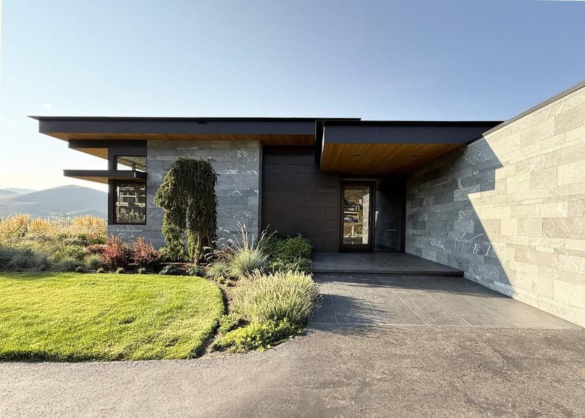 Stunning single-level Mountain Modern home with exceptional - photo 7