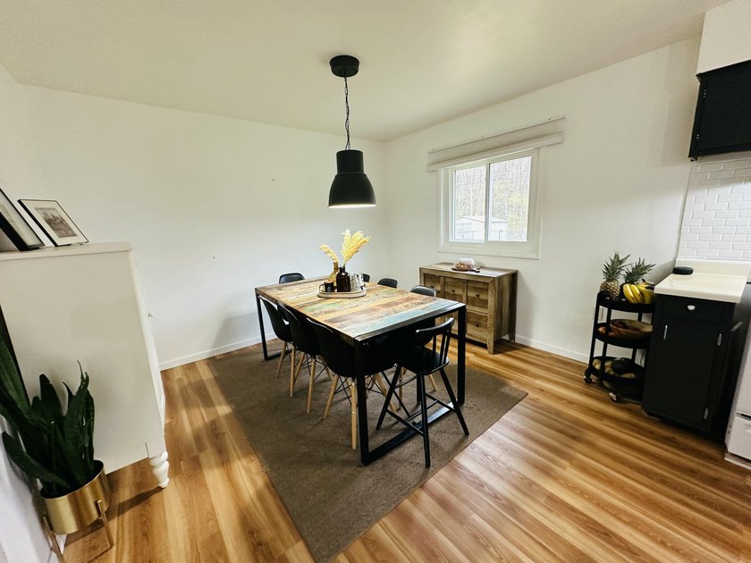 Welcome to 315 Pam Drive, Berrien Springs, MI! This fully - photo 7