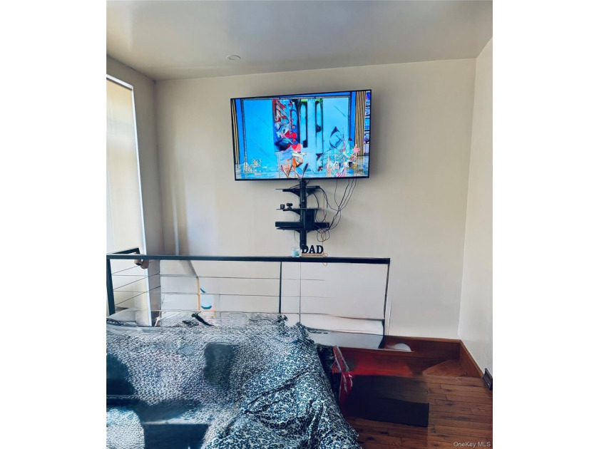 Welcome to 179 Monroe St,Apt 1A Discover this stylish 2-bedroom - photo 8