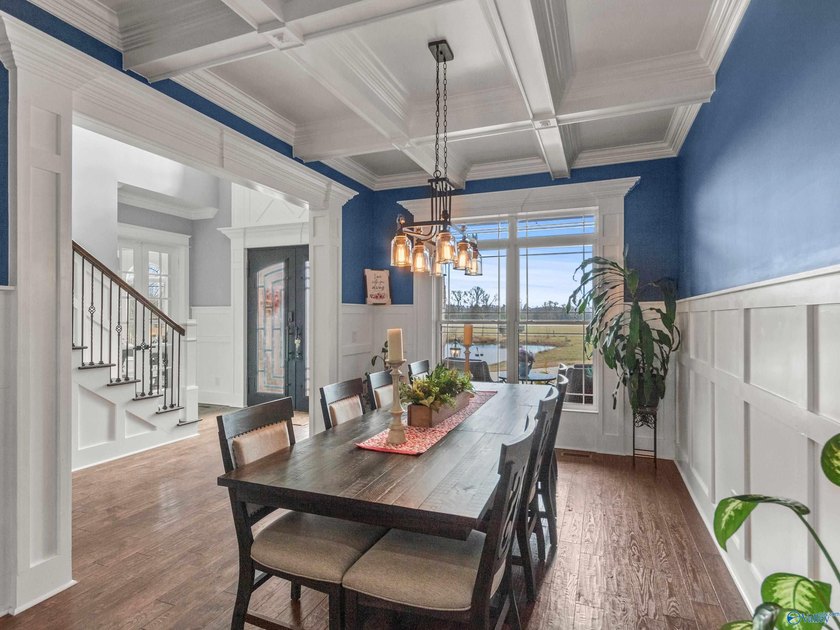 Welcome to a truly extraordinary residence where modern luxury - photo 18