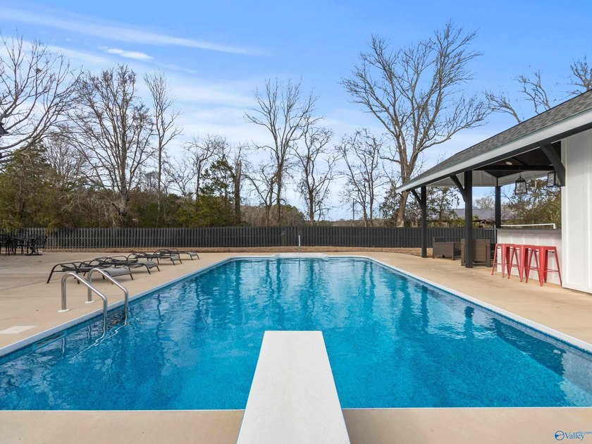 Welcome to a truly extraordinary residence where modern luxury - photo 40