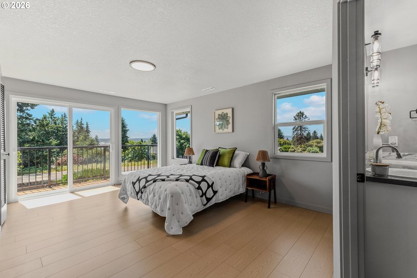 Like new home with a lower interest rate payment! Seller willing - photo 18