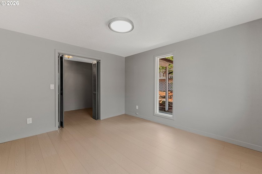 Like new home with a lower interest rate payment! Seller willing - photo 34