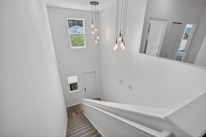 This beautifully maintained 3-bedroom, 2.5-bath home offers - photo 16