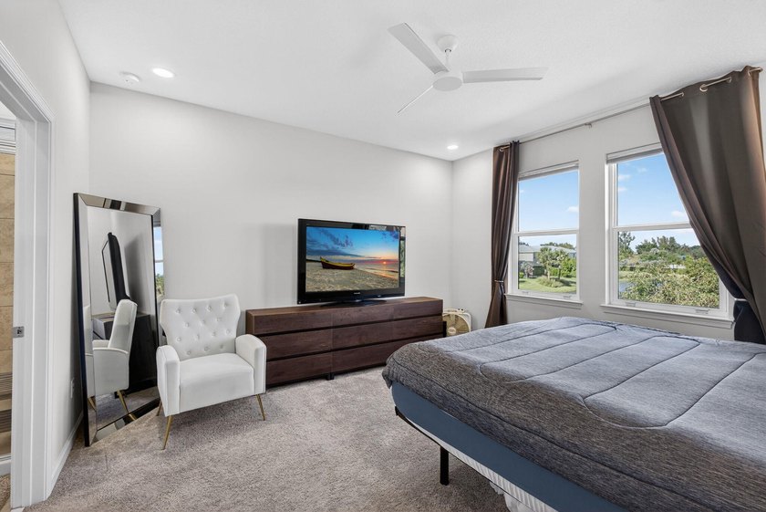 This beautifully maintained 3-bedroom, 2.5-bath home offers - photo 21