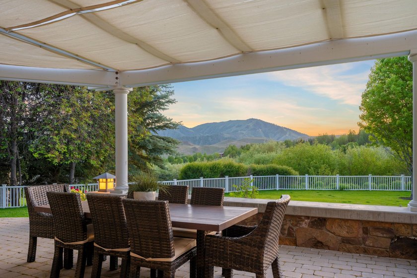 Commanding panoramic views of Bald Mountain define this - photo 3