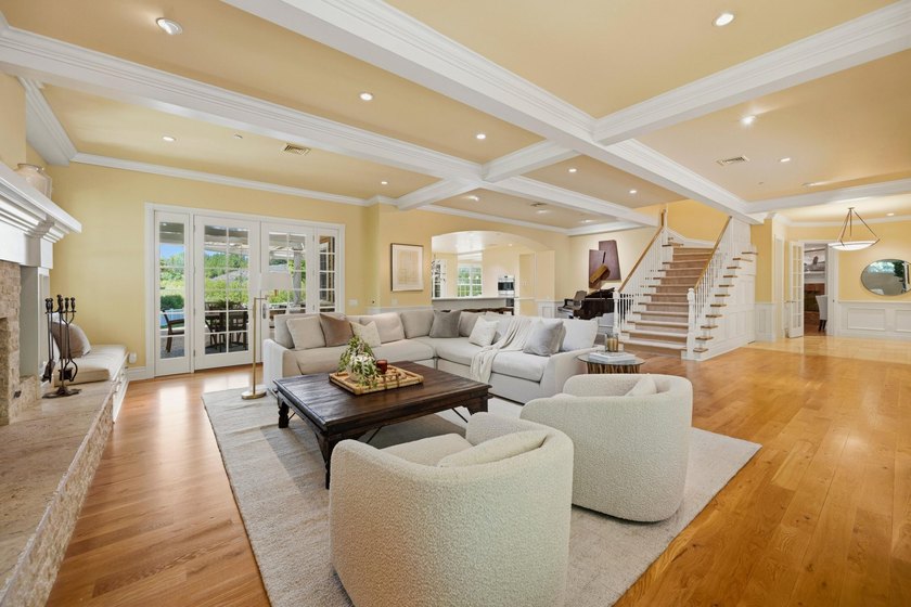 Commanding panoramic views of Bald Mountain define this - photo 6