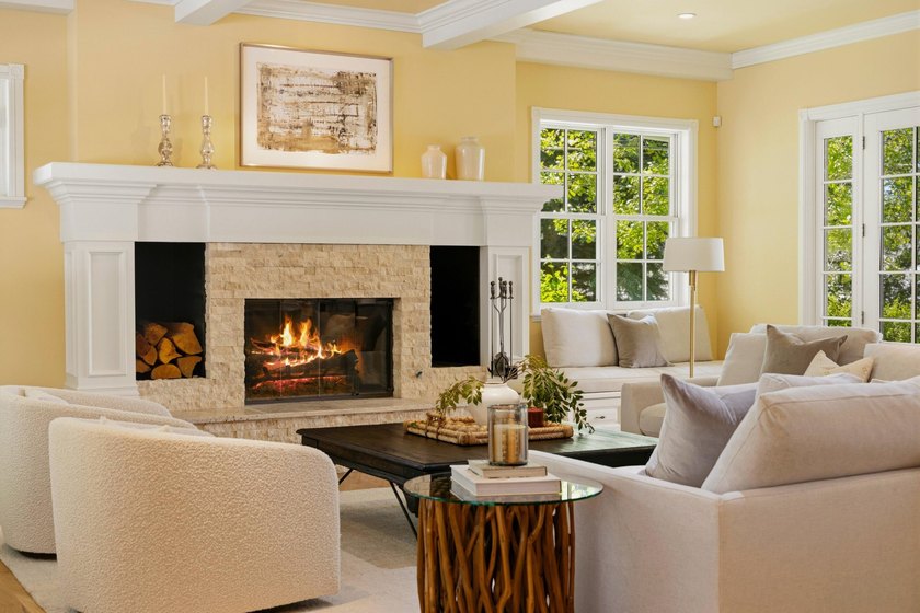Commanding panoramic views of Bald Mountain define this - photo 7