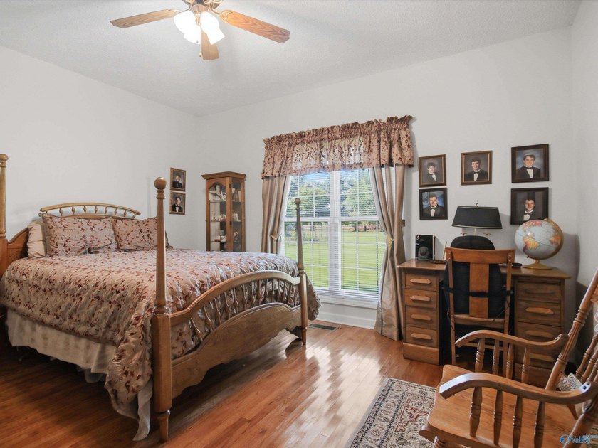 Perfectly positioned along the Southern Gayles Golf Course - photo 28