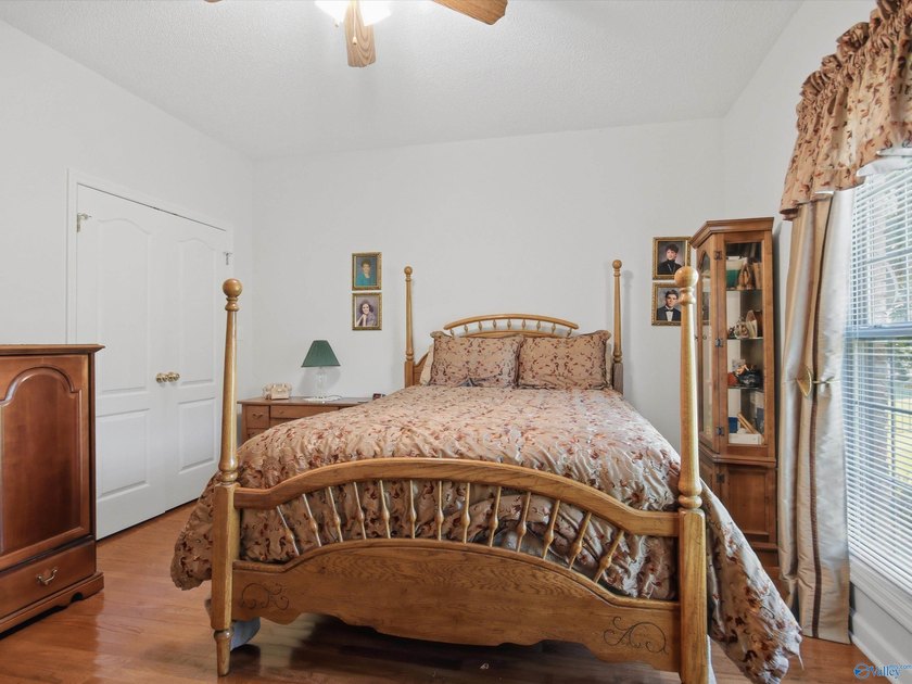 Perfectly positioned along the Southern Gayles Golf Course - photo 29