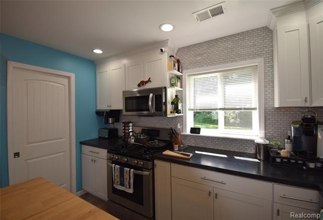 Welcome home to this beautifully updated ranch nestled on 3.1 - photo 12