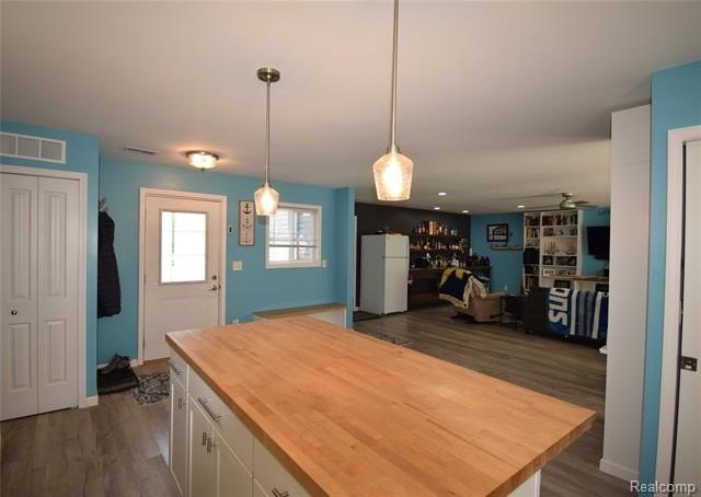 Welcome home to this beautifully updated ranch nestled on 3.1 - photo 14