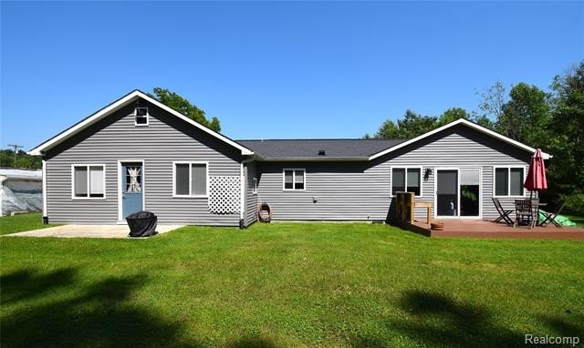 Welcome home to this beautifully updated ranch nestled on 3.1 - photo 30