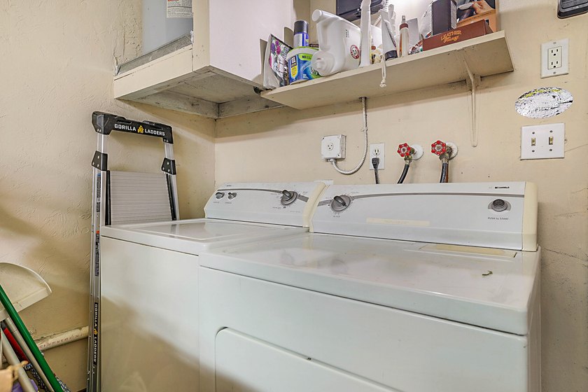 Welcome to this charming 2-bedroom, 2.5-bath townhome in the - photo 13