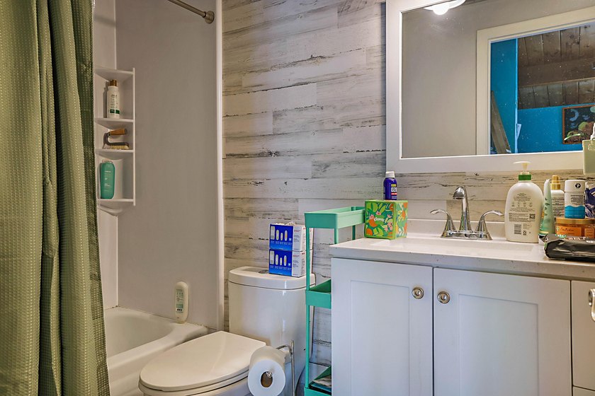 Welcome to this charming 2-bedroom, 2.5-bath townhome in the - photo 20