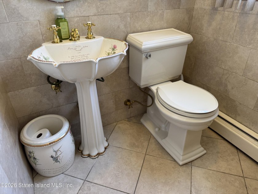 First time being offered for sale! Beautiful Center Hall - photo 43