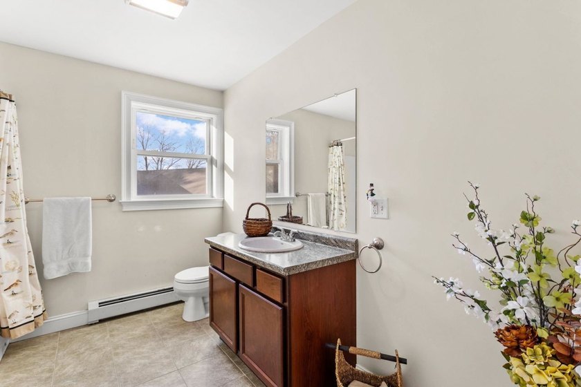 Welcome to 10 Pacific Drive, set on a quiet cul-de-sac and - photo 37