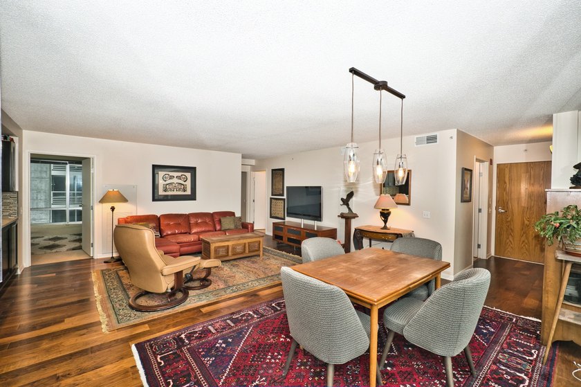 Optima Old Orchard Woods Luxury Living in this 1500 Sq Ft Corner - photo 12