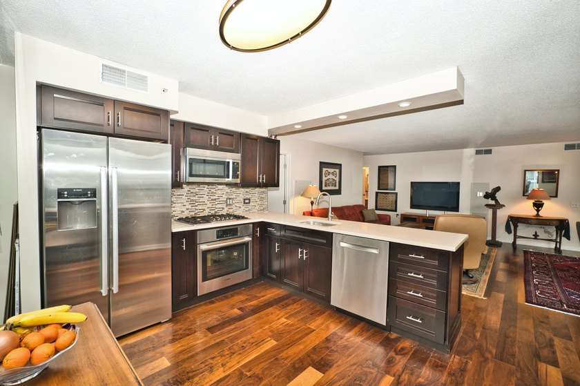 Optima Old Orchard Woods Luxury Living in this 1500 Sq Ft Corner - photo 19