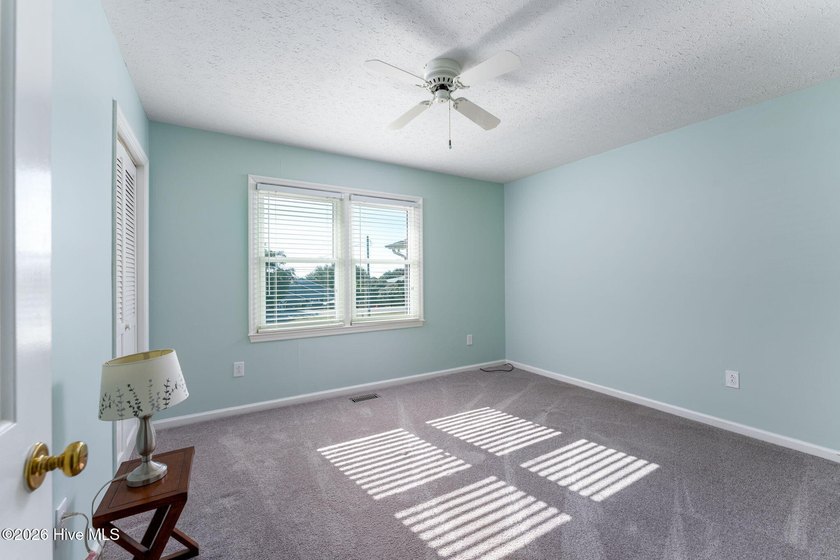 What luck! This charmer is back on the market! Looking for a gem - photo 25