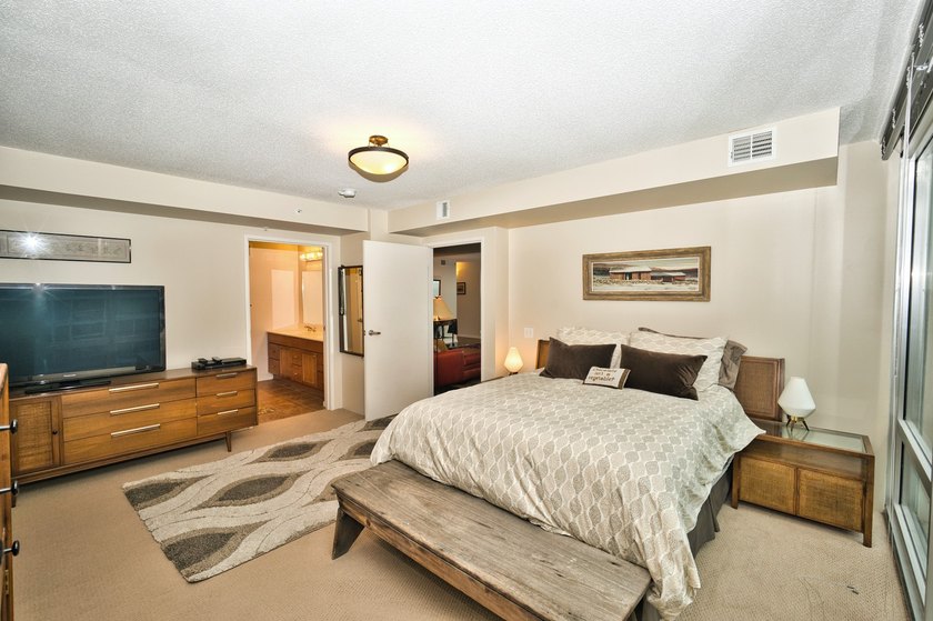 Optima Old Orchard Woods Luxury Living in this 1500 Sq Ft Corner - photo 27