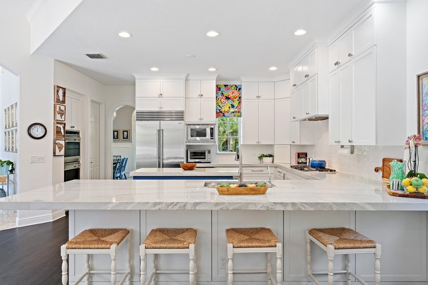 Beautiful move-in ready home offers the perfect blend of space - photo 10