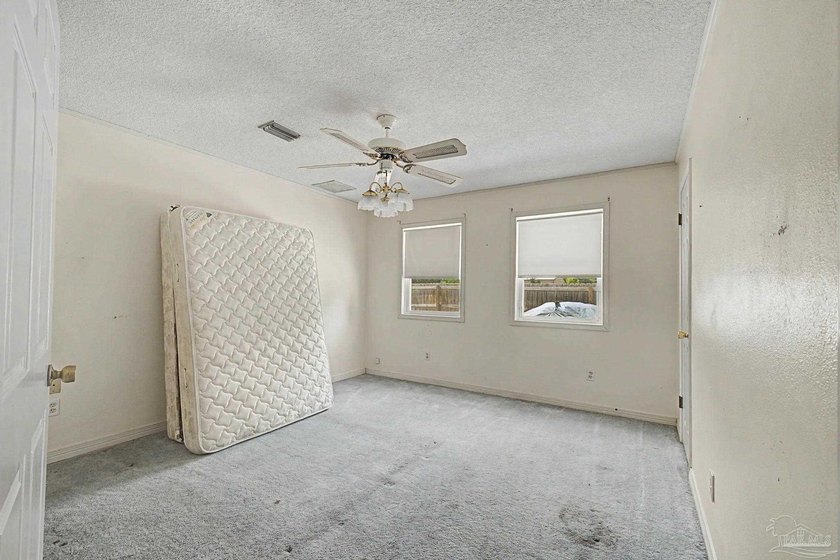 Opportunity awaits! This spacious 2-story home offers 2,665 - photo 27