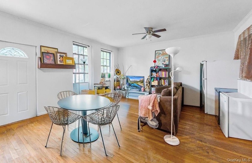 Don't miss this rare chance to own a spacious two-family home - photo 10