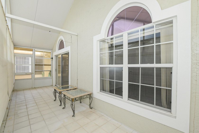 Move-in ready 2/2 Jasmine Villa in a charming courtyard setting - photo 34