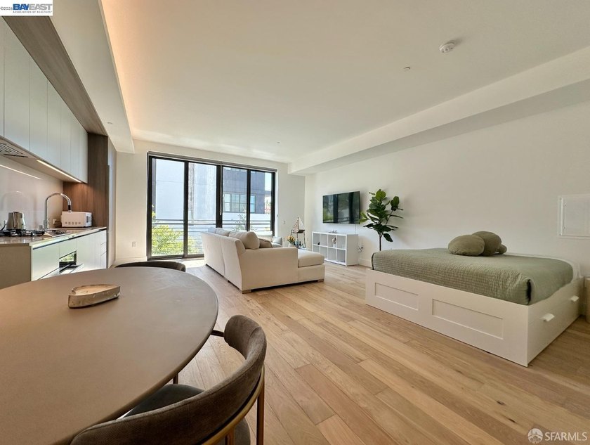 PRICE IMPROVEMENT! Rare, Yerba Buena open plan STUDIO/CONDO more - photo 3
