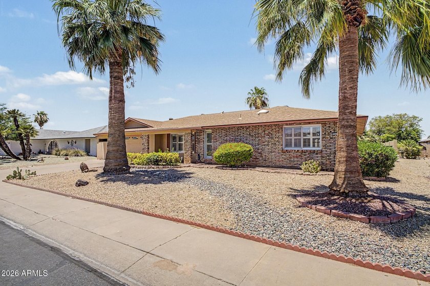 Single-level Del Webb home in Sun City, a 55+ active adult - photo 5