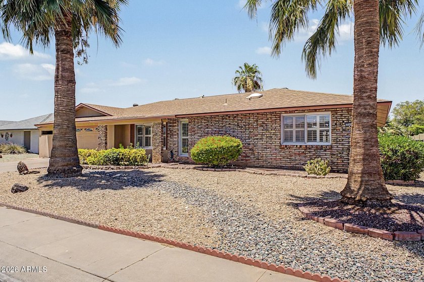 Single-level Del Webb home in Sun City, a 55+ active adult - photo 6