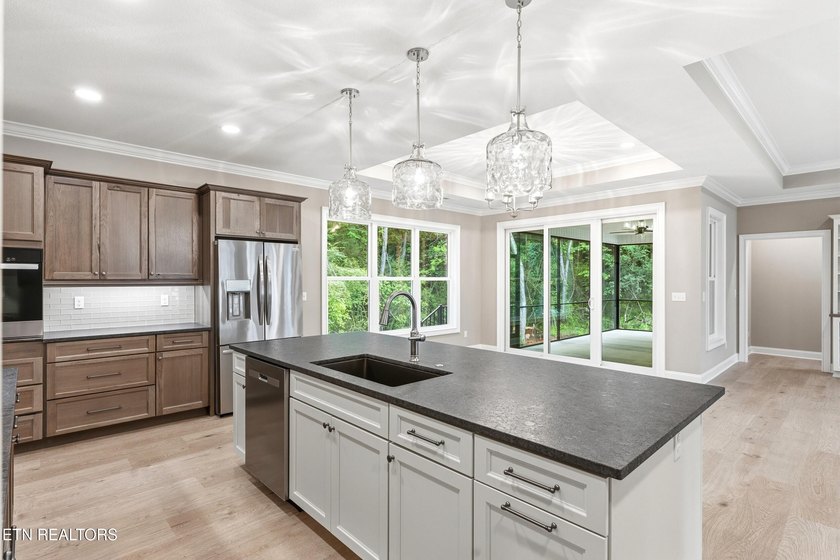 Brand new construction and move-in ready in Tellico Village! - photo 13