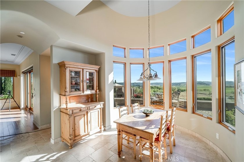 5475 Mira Estrella Ct - photo 27