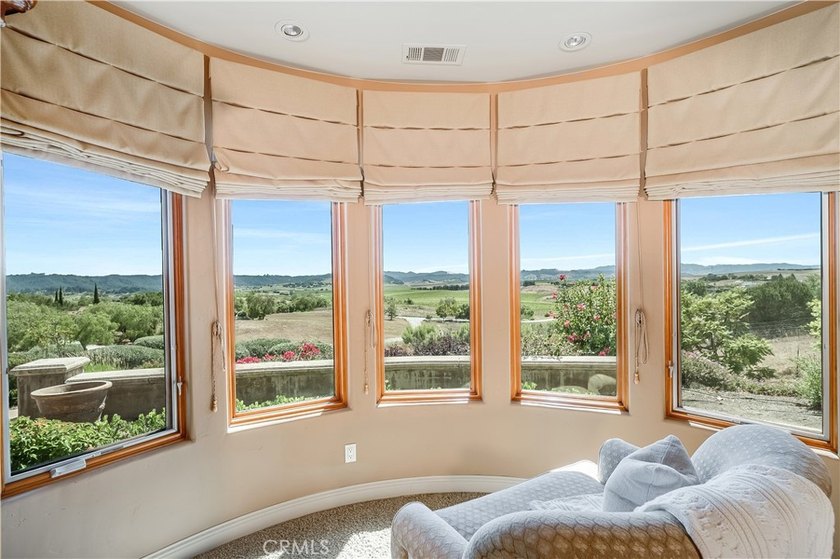 5475 Mira Estrella Ct - photo 33