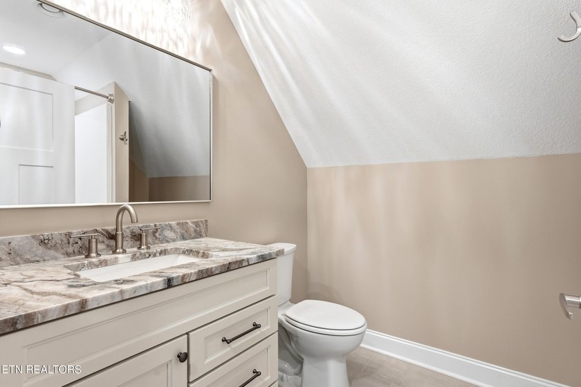 Brand new construction and move-in ready in Tellico Village! - photo 37