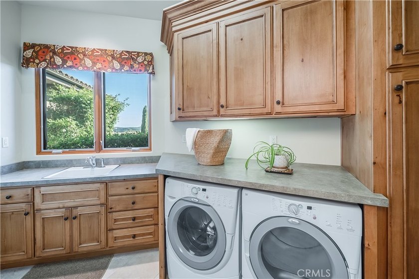 5475 Mira Estrella Ct - photo 41