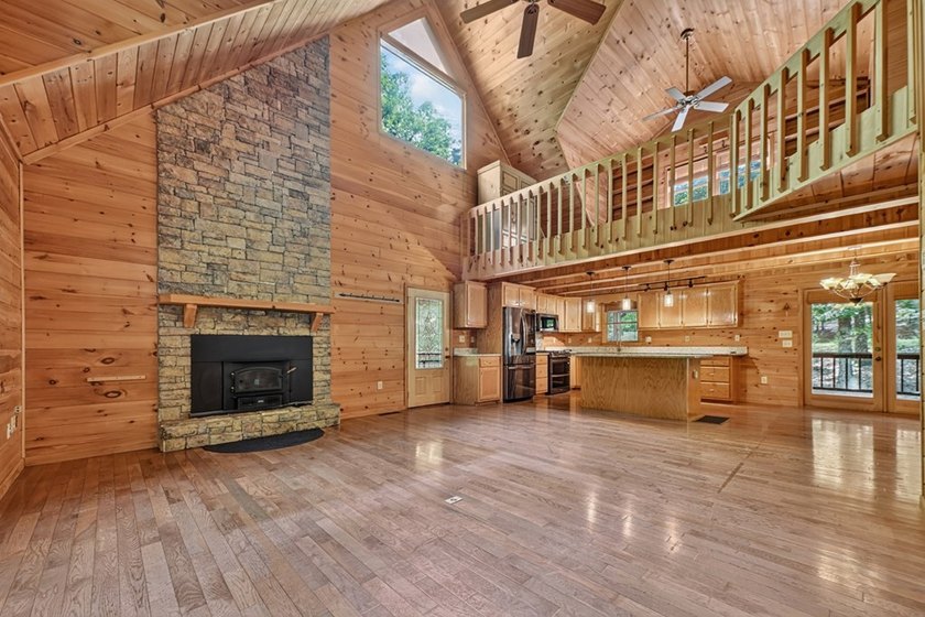 Welcome to your North Georgia mountain retreat! Tucked away on a - photo 9