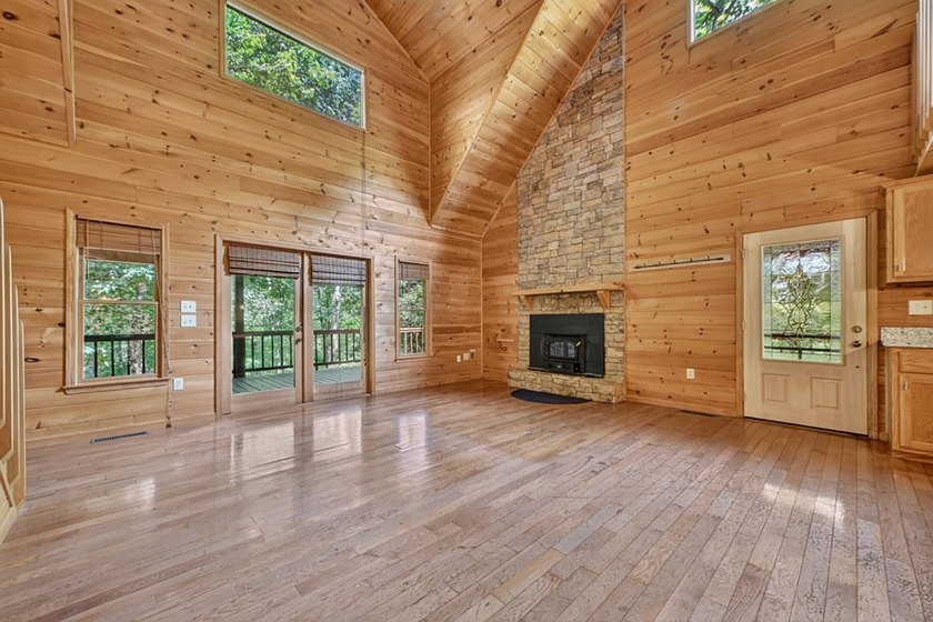 Welcome to your North Georgia mountain retreat! Tucked away on a - photo 10