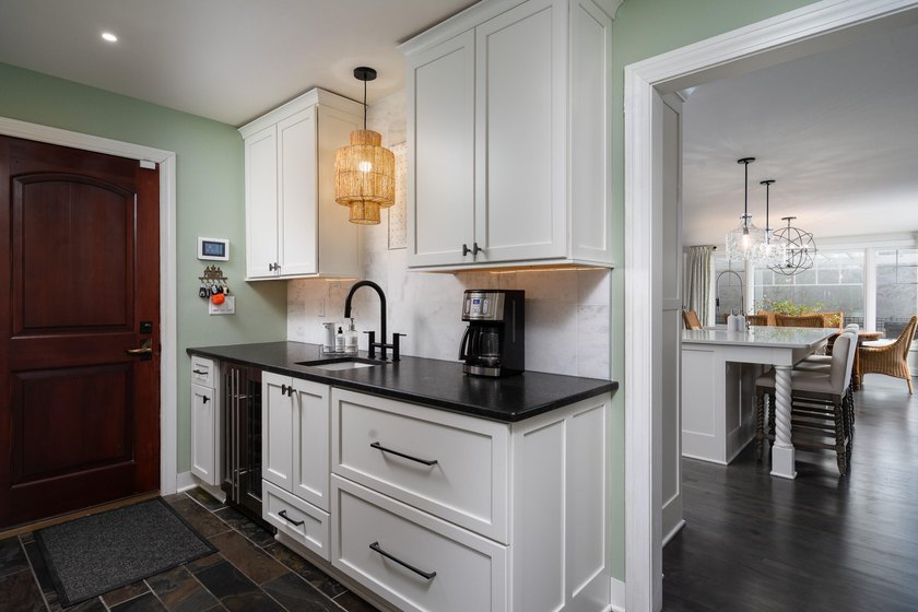 A truly rare offering in Mequon. Now expanded to include a - photo 18