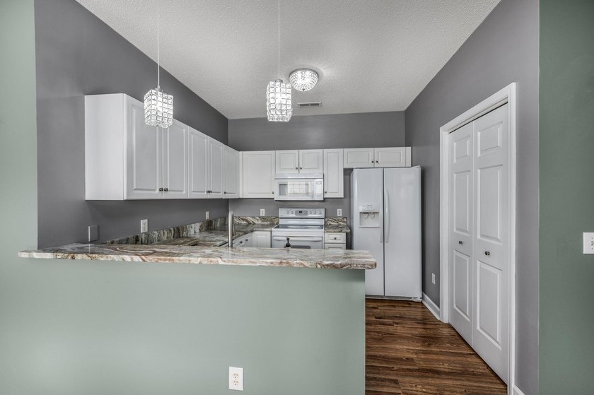 Are you looking for a turnkey / move-in ready place at the - photo 12