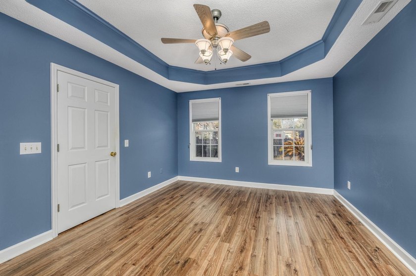 Are you looking for a turnkey / move-in ready place at the - photo 16