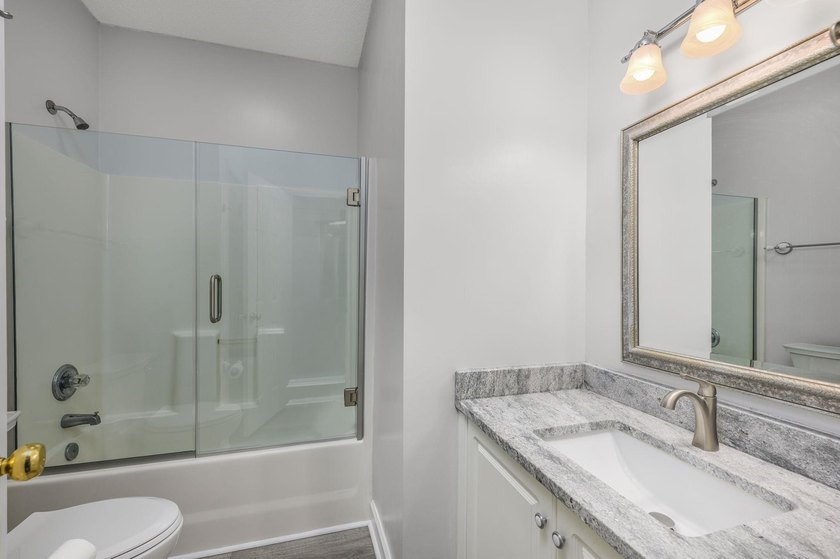 Are you looking for a turnkey / move-in ready place at the - photo 22