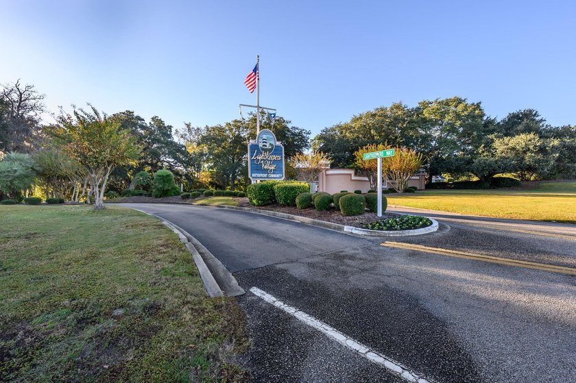 Are you looking for a turnkey / move-in ready place at the - photo 44